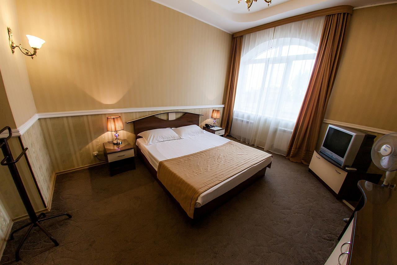 Hotel Edem Karaganda Bagian luar foto