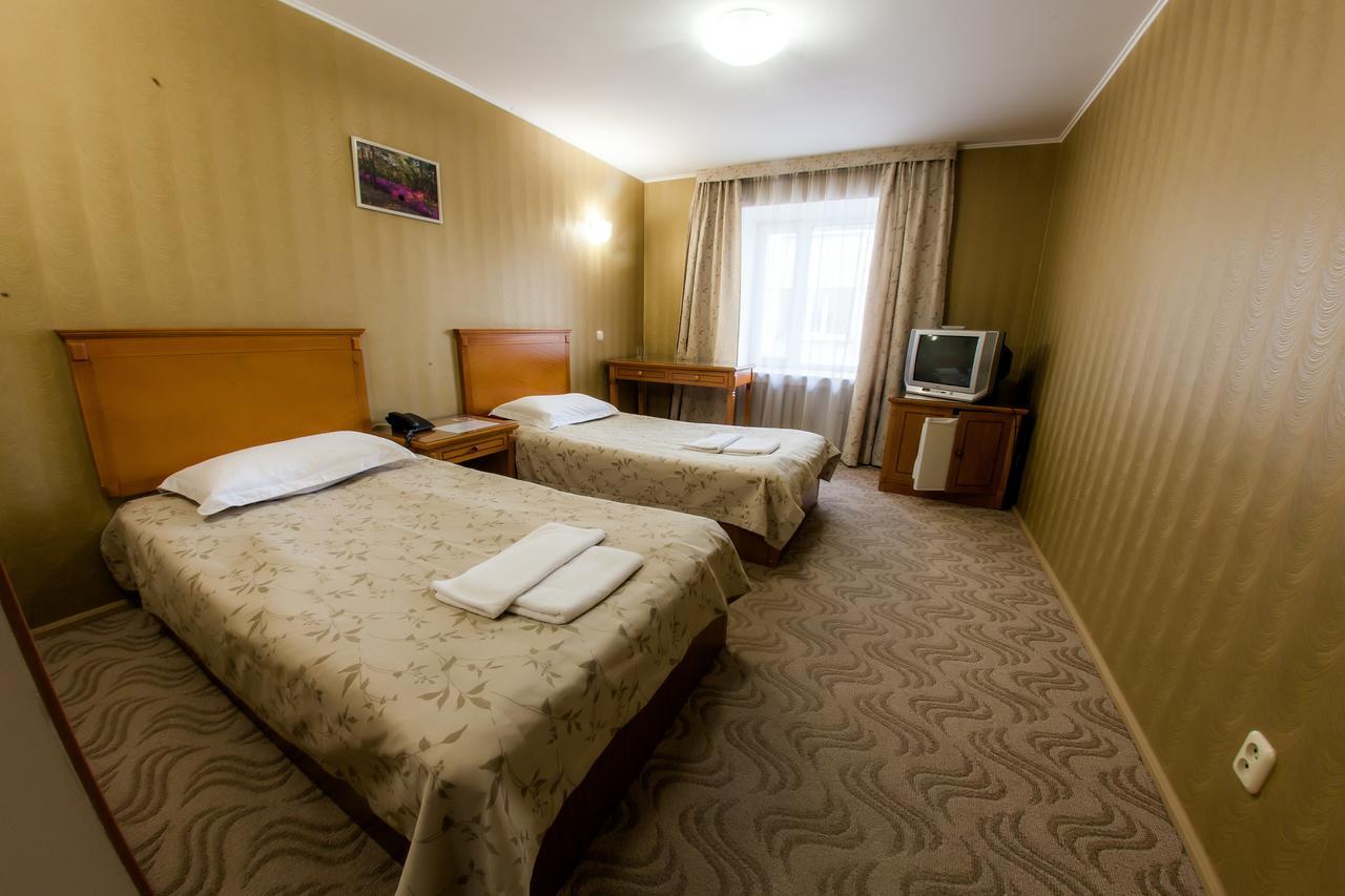 Hotel Edem Karaganda Bagian luar foto