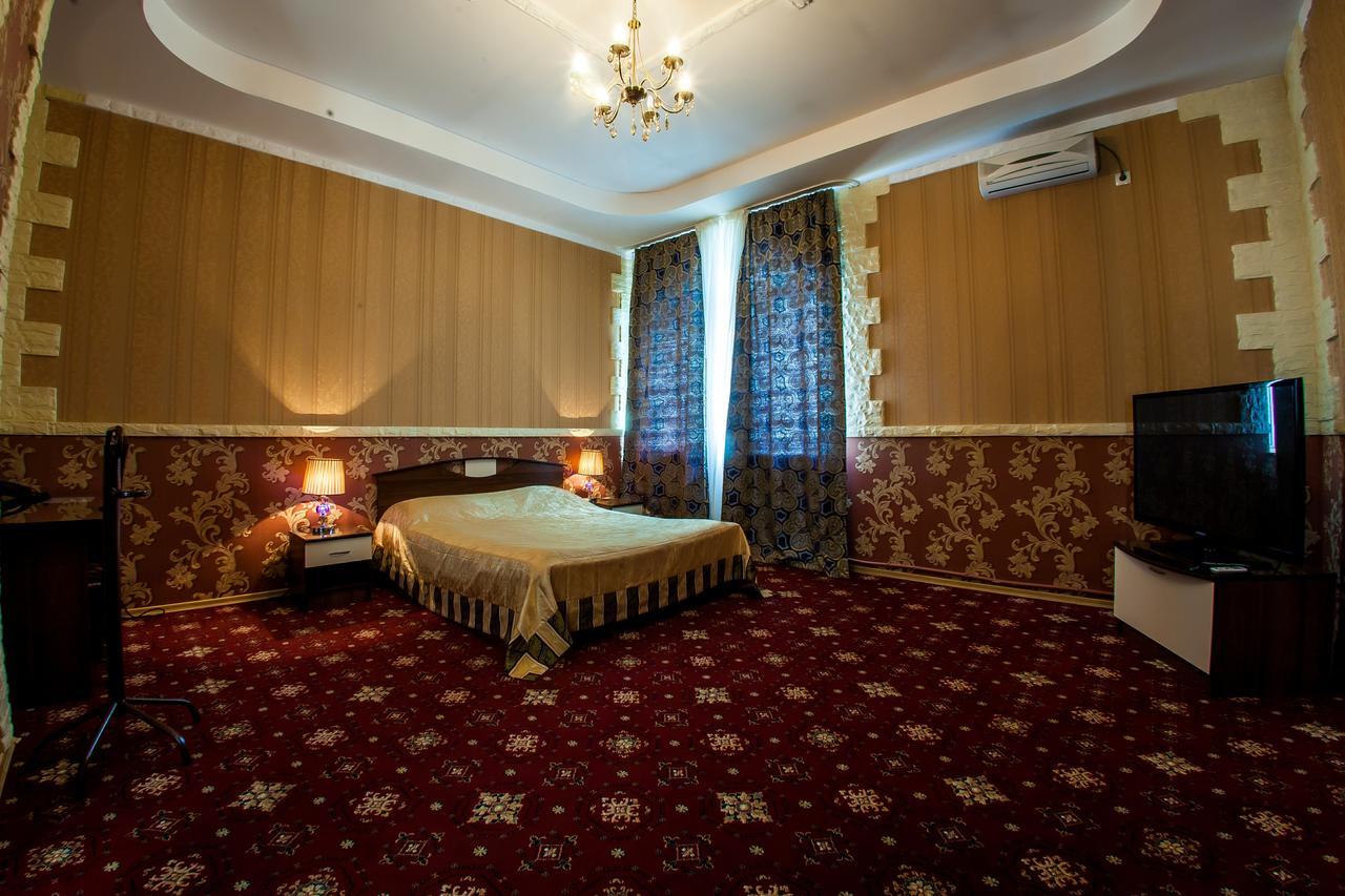 Hotel Edem Karaganda Bagian luar foto