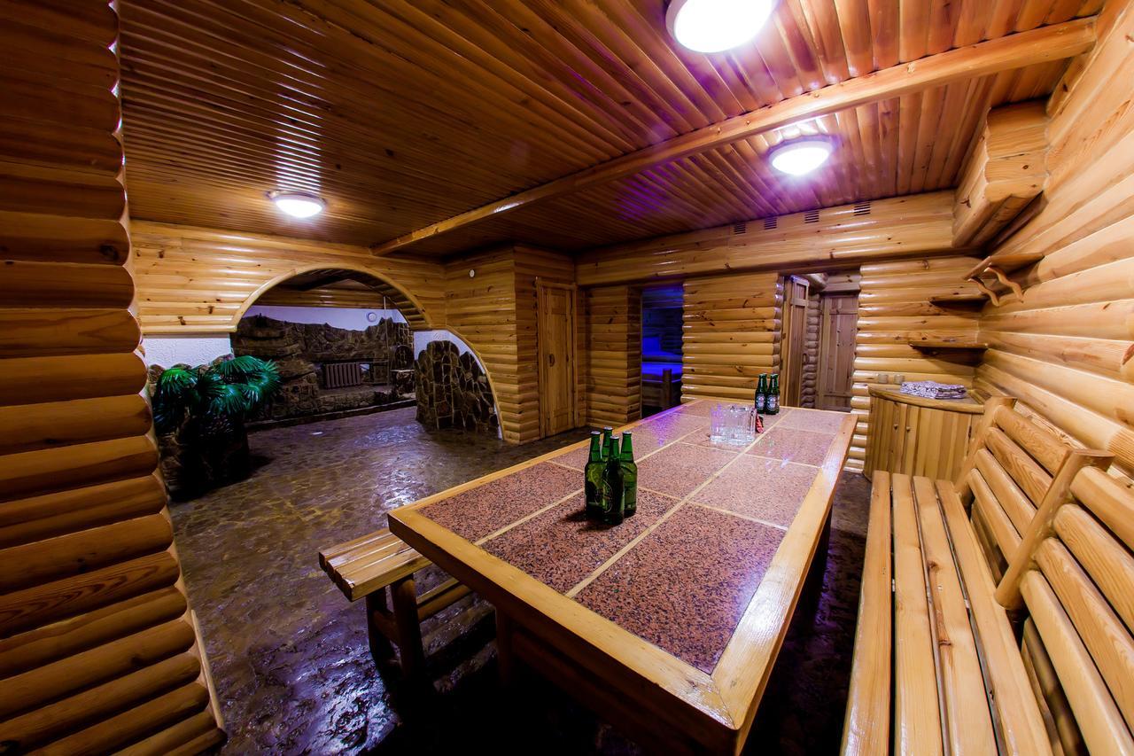 Hotel Edem Karaganda Bagian luar foto